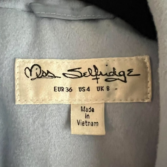 Baby blue coat - Picture 3 of 3